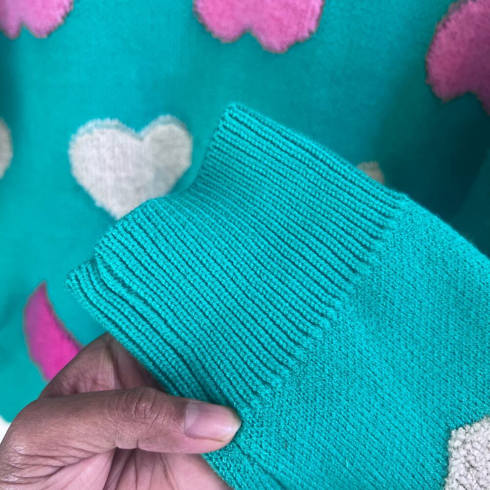 Green Casual Women's Heart Pattern Crew Neck Drop Shoulder Sweater Size M/L - Picture 5 of 7